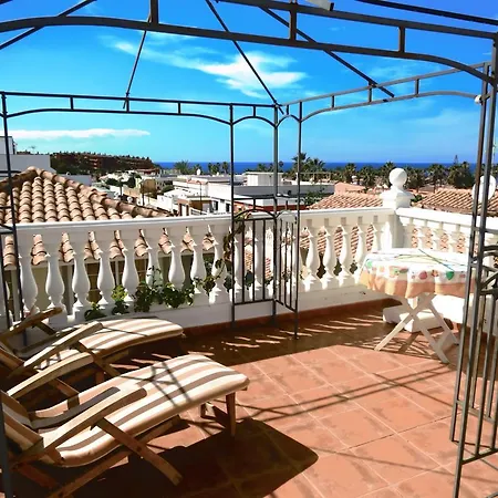 Апартаменты Paradise *